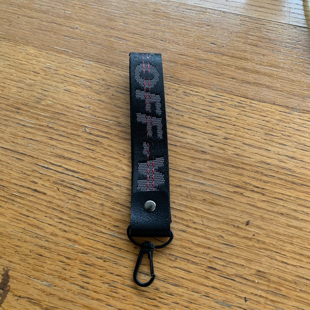 black off-white lanyard (short version)